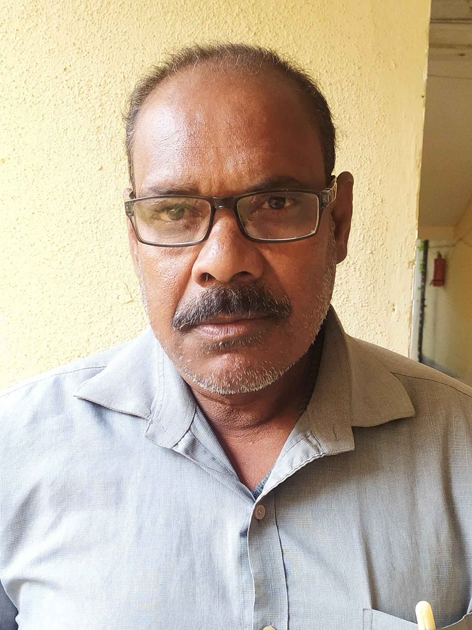 Shri. Vinod Tank